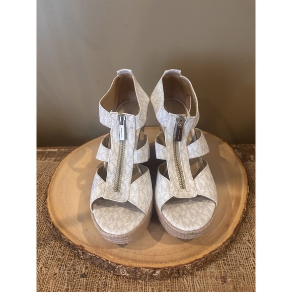 Michael Kors Logo Vanilla Ivory Damita Platform Wedges Sandals 8.5 - Picture 1 of 4